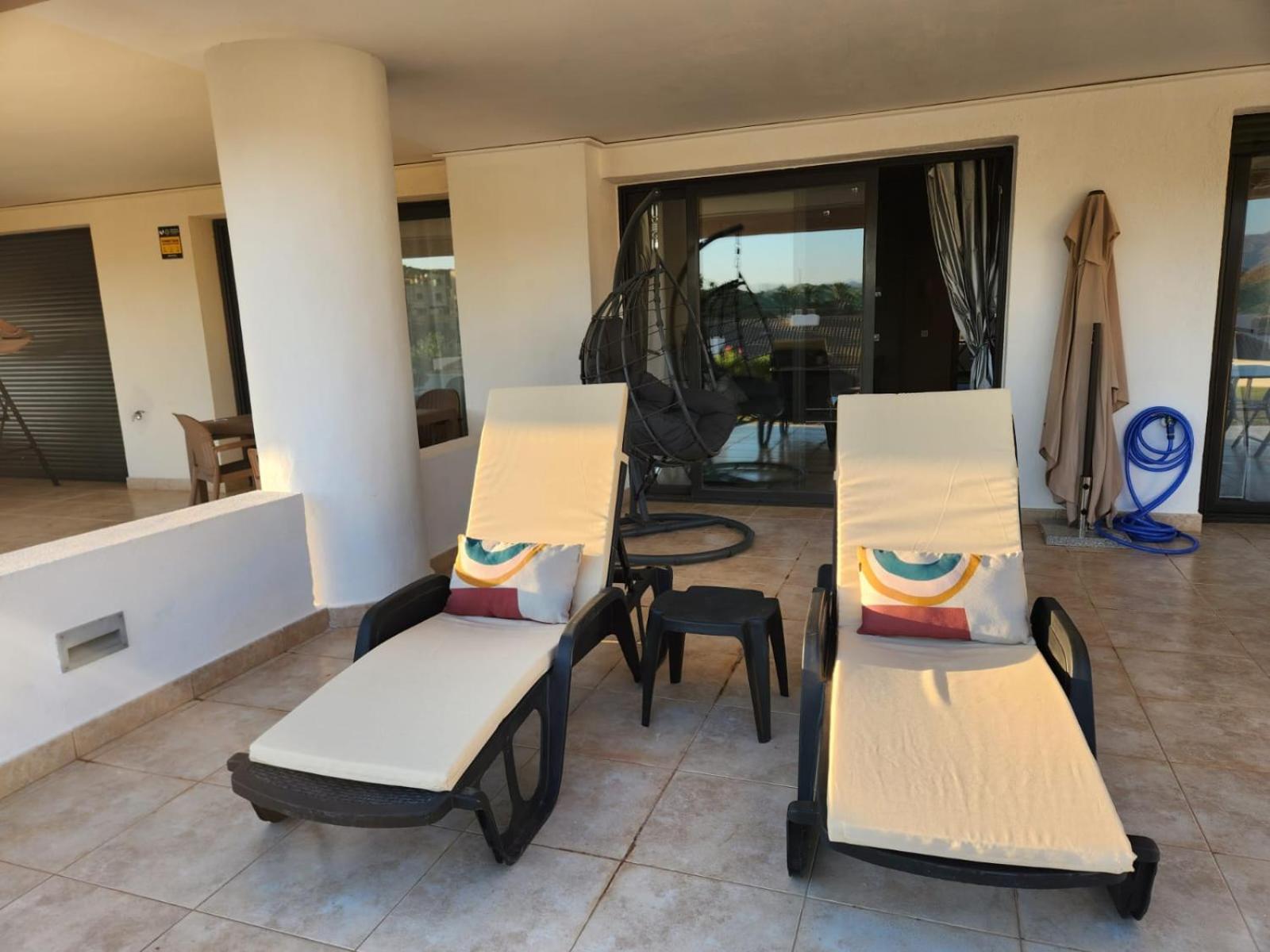Bajo Con Vistas A La Piscina En Valle Del Este Golf Vera Exterior foto